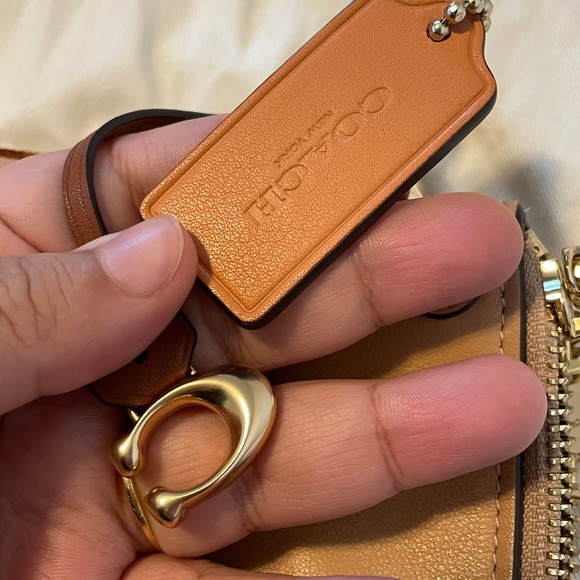 Coach Bag | Coach Dreamer with Rivets - Picture 5 of 7